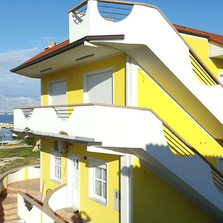 Elia Apartment Vir Exterior photo